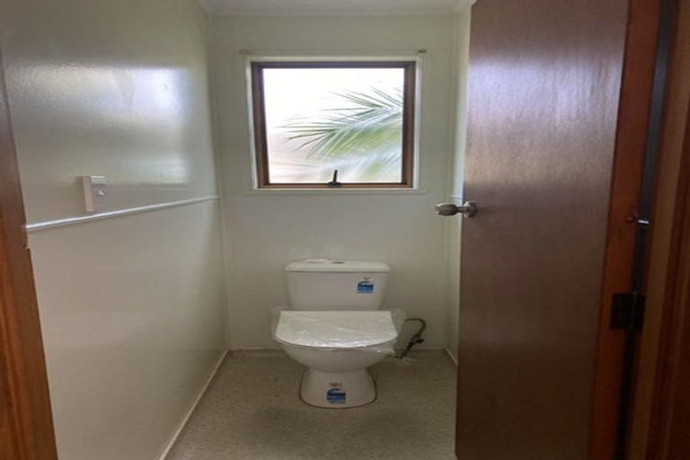 Photo of property in 7 Adel Place, Weymouth, Auckland, 2103