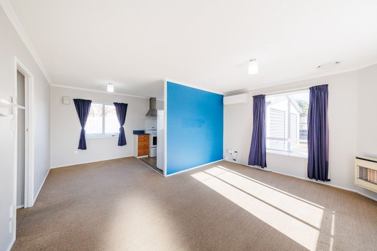 Photo of property in 18 Coromandel Court, Roslyn, Palmerston North, 4414