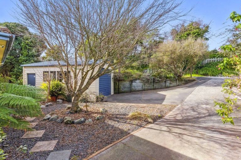 Photo of property in 25 Weka Road, Raumati Beach, Paraparaumu, 5032