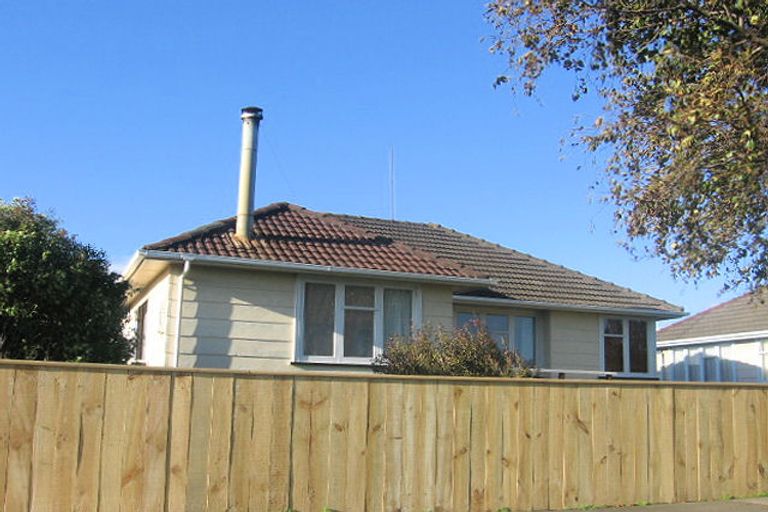 Photo of property in 49 Seddon Street, Takaro, Palmerston North, 4412