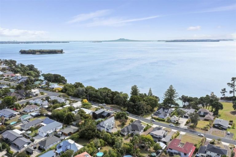 Photo of property in 63 First View Avenue, Beachlands, Auckland, 2018
