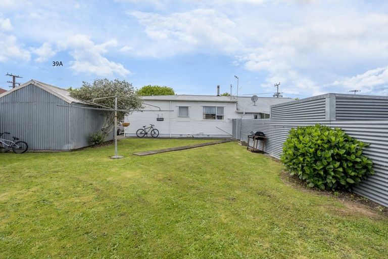 Photo of property in 39 Princes Street, Levin, 5510