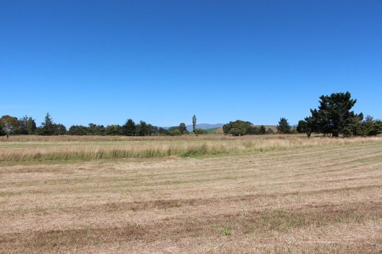 Photo of property in 104 Middle Road, Saint Andrews, Timaru, 7972