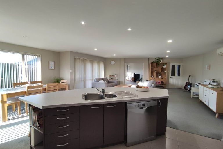 Photo of property in 5 Cassinia Gardens, Aidanfield, Christchurch, 8025