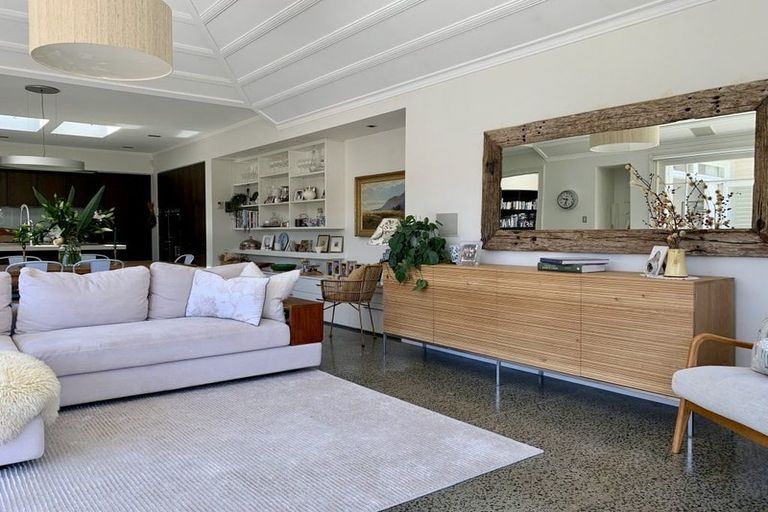 Photo of property in 25 Tainui Road, Devonport, Auckland, 0624