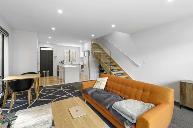 Photo of property in 4a Ferry Road, Days Bay, Lower Hutt, 5013