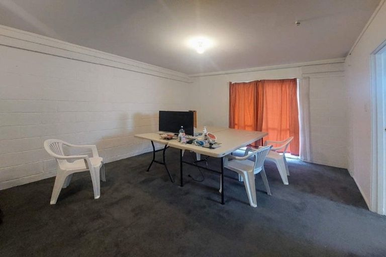 Photo of property in 1/23 Takanini Road, Takanini, 2112