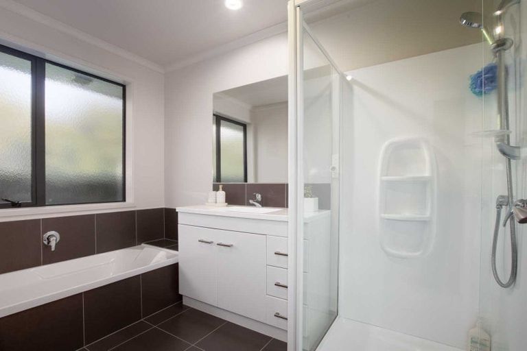 Photo of property in 9 Angus Way, Nikau Valley, Paraparaumu, 5032