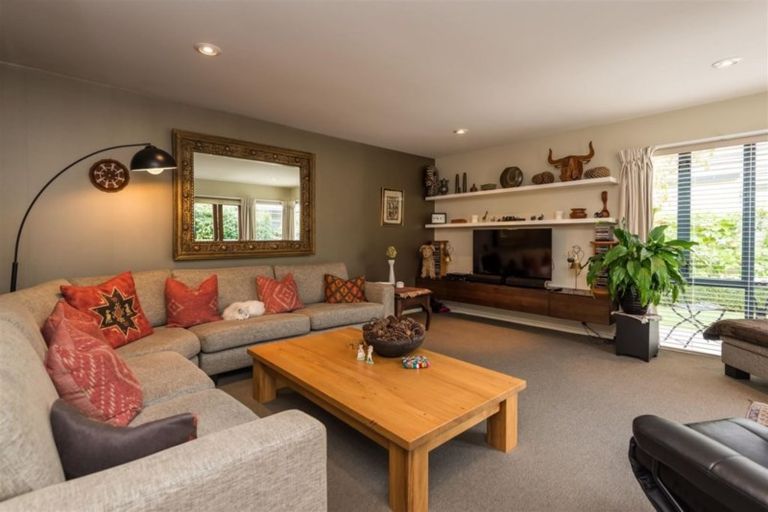 Photo of property in 1/20 Makora Street, Fendalton, Christchurch, 8041