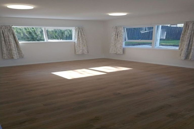 Photo of property in 1/77 Stanaway Street, Hillcrest, Auckland, 0627