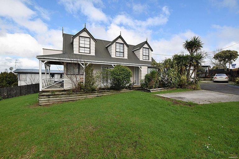 Photo of property in 36 Forest Hill Road, Henderson, Auckland, 0612