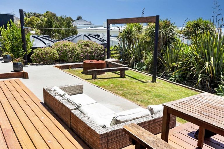 Photo of property in 17c Eagles Way, Cable Bay, 0420