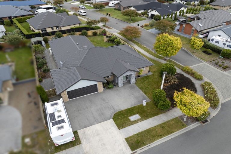 Photo of property in 15 Sutherland Drive, Kaiapoi, 7630