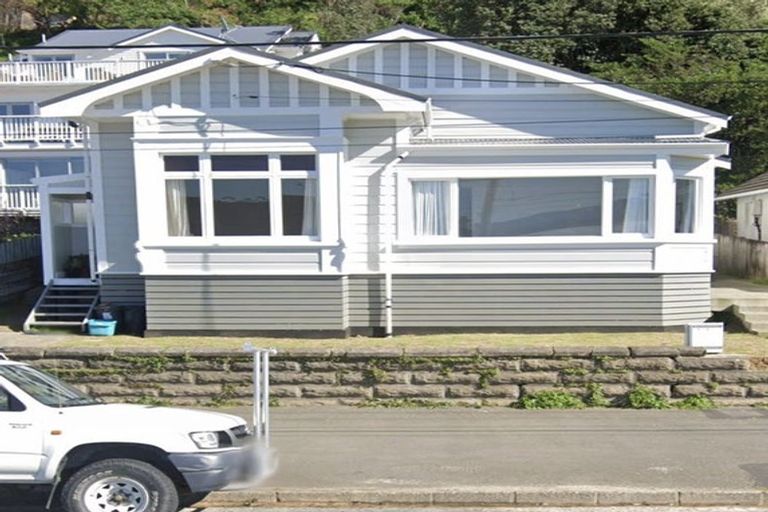 Photo of property in 232 Sutherland Road, Lyall Bay, Wellington, 6022