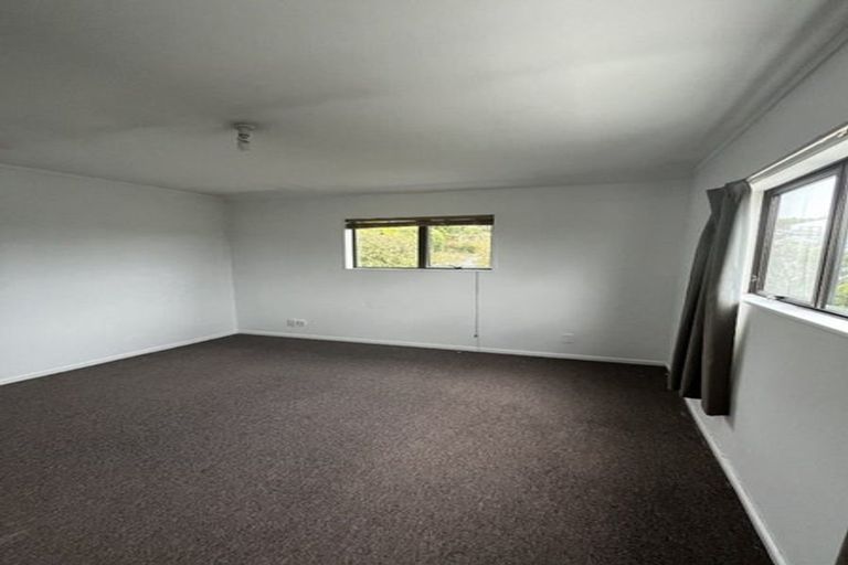 Photo of property in 87 Cunliffe Street, Churton Park, Wellington, 6037