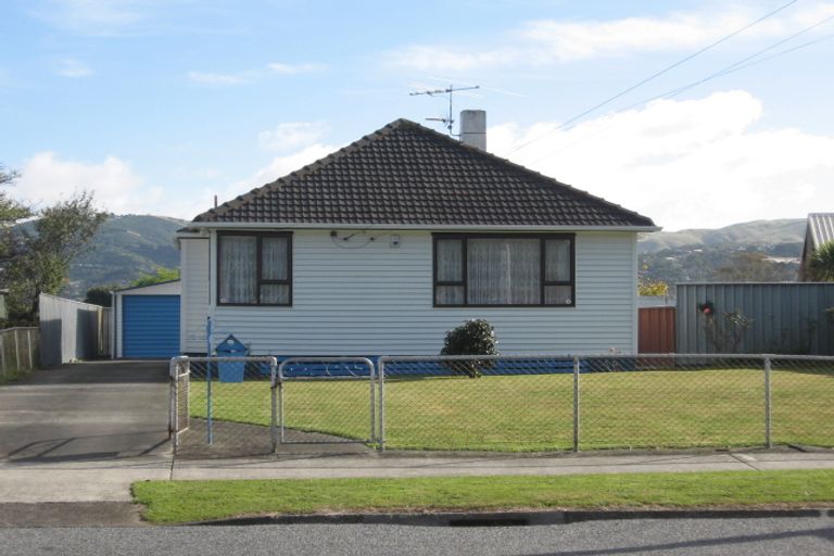 Photo of property in 13 Fleet Street, Naenae, Lower Hutt, 5011