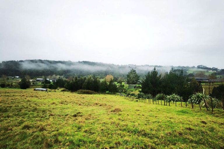 Photo of property in 92 Mahoenui Valley Road, Coatesville, 0793