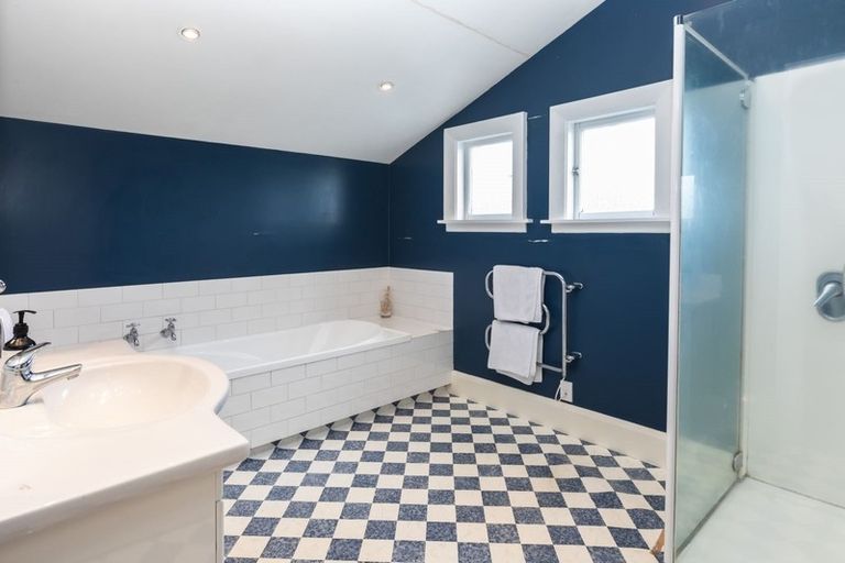 Photo of property in 25 Watford Street, Strowan, Christchurch, 8052