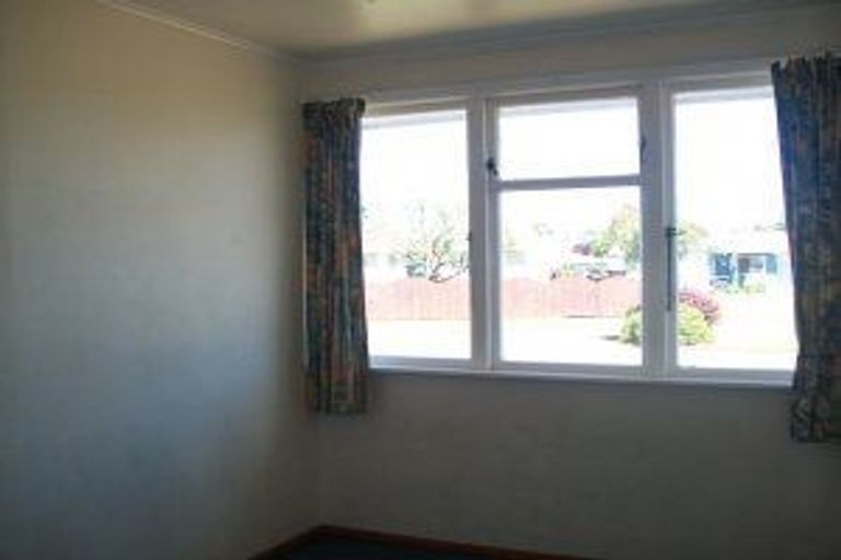 Photo of property in 31-33 Hinemoa Street, Levin, 5510