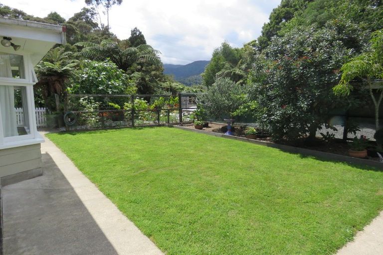Photo of property in 3 Sunderland Street, Waimangaroa, Westport, 7891