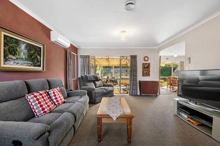 Photo of property in 480 Pukehangi Road, Pomare, Rotorua, 3015