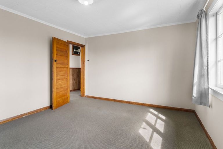 Photo of property in 17 Reeve Street, Levin, 5510