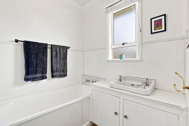 Photo of property in 75 Mill Road, Lower Vogeltown, New Plymouth, 4310