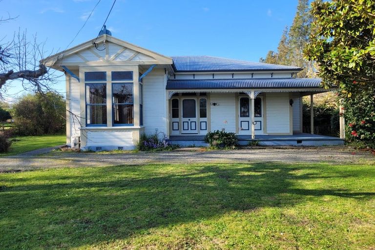 Photo of property in 27 Wood Street, Greytown, 5712