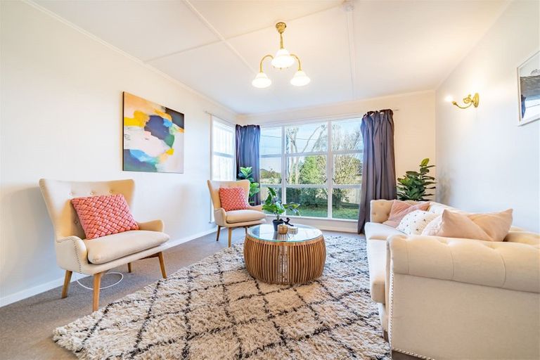 Photo of property in 5a Mangaroa Hill Road, Clouston Park, Upper Hutt, 5018