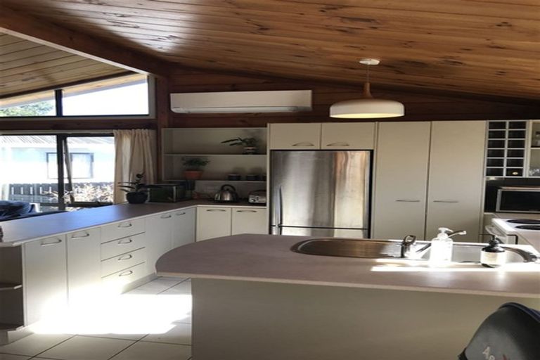 Photo of property in 12 Wesleydale Place, Papakura, 2110