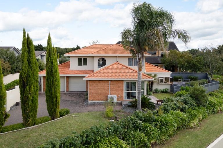 Photo of property in 57 Delamare Road, St Andrews, Hamilton, 3200