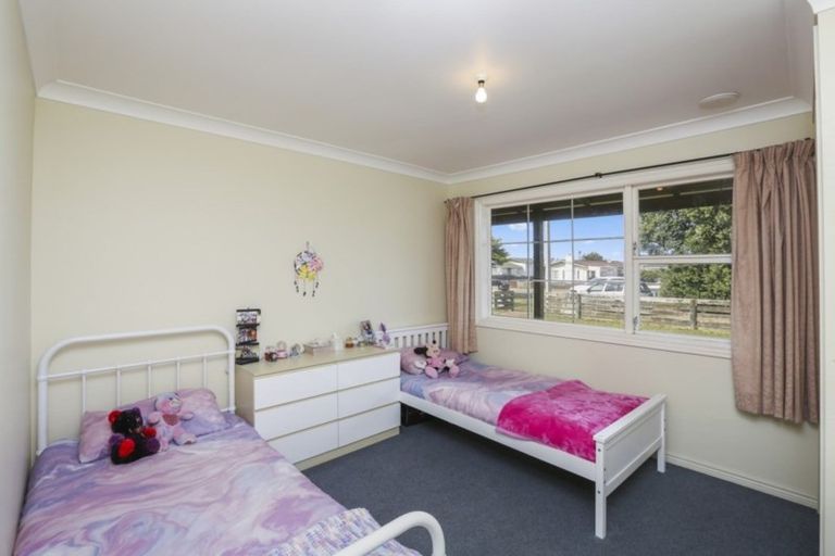 Photo of property in 11 Kauae Street, Manaia, 4612