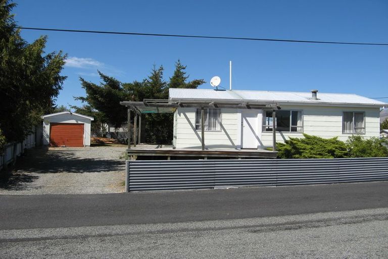 Photo of property in 2 Hopkins Road, Twizel, 7901