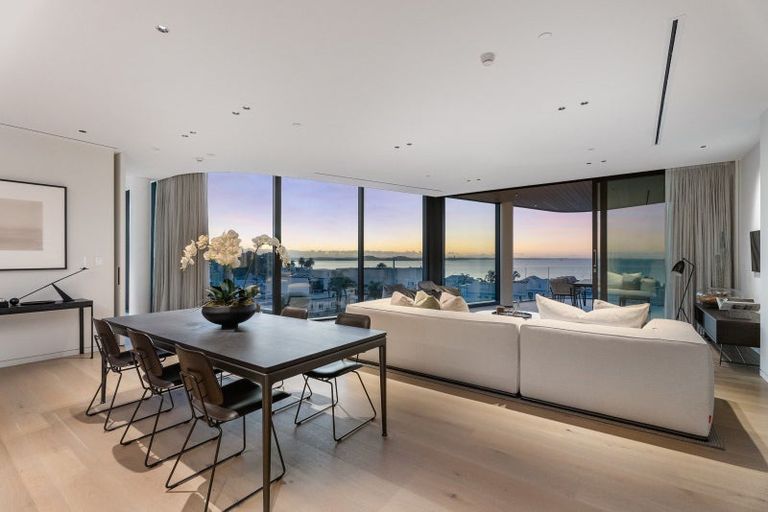 Photo of property in 2/20 Devore Street, Saint Heliers, Auckland, 1071