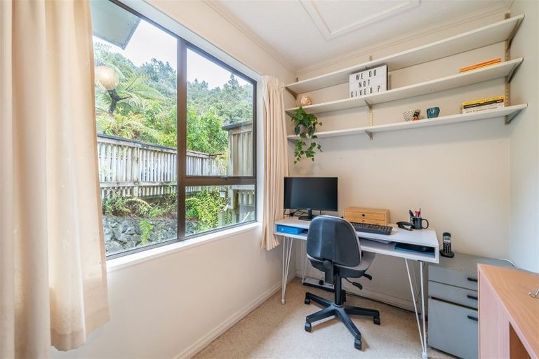 Photo of property in 20 Penny Lane, Silverstream, Upper Hutt, 5019