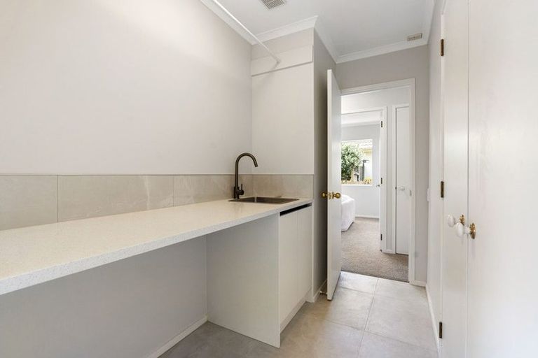 Photo of property in 41a Aberfeldy Avenue, Highland Park, Auckland, 2010