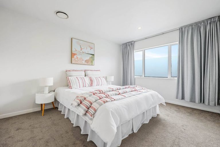 Photo of property in 25b Tudor Road, Henderson, Auckland, 0610