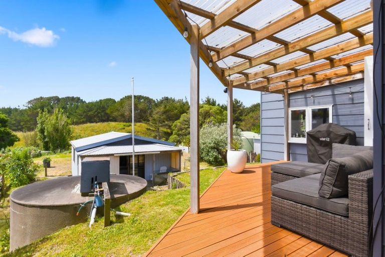 Photo of property in 628 Waitarere Beach Road, Waitarere Beach, Levin, 5510