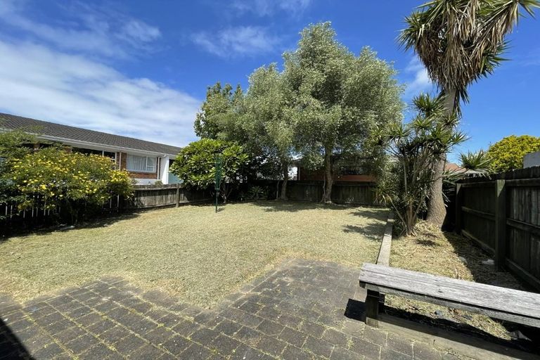 Photo of property in 1/21 Grande Vue Road, Hillpark, Auckland, 2102
