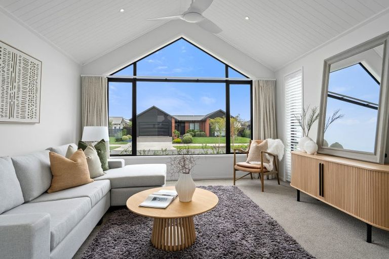 Photo of property in 28 Isobel Hodgson Drive, Cambridge, 3434