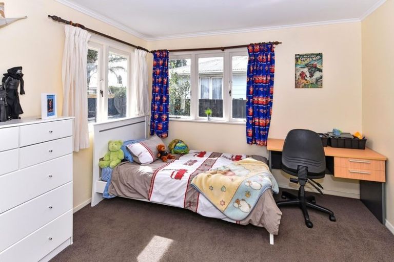 Photo of property in 131 Clevedon Road, Papakura, 2110