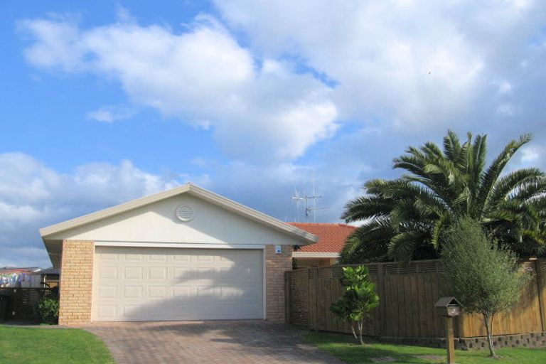 Photo of property in 2 Daniel Place, Pyes Pa, Tauranga, 3112