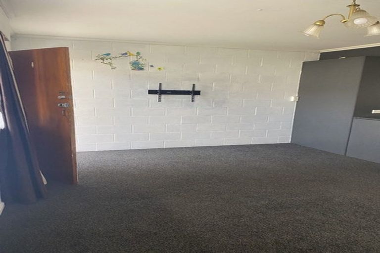 Photo of property in 7/246 Main Road, Tawa, Wellington, 5028