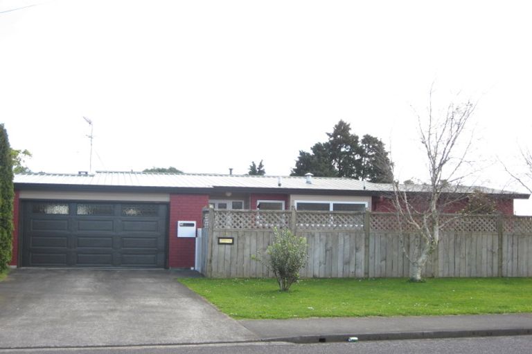 Photo of property in 11 Shortland Street, Lower Vogeltown, New Plymouth, 4310