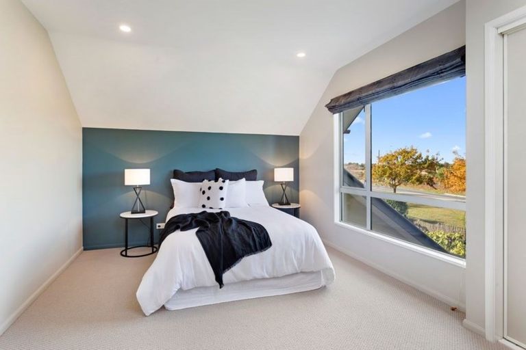 Photo of property in 5 Tanu Place, Parklands, Christchurch, 8083