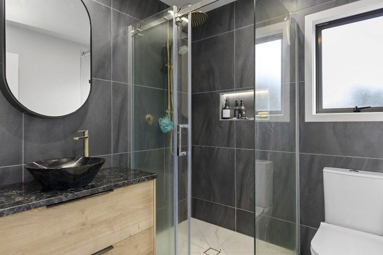 Photo of property in 88 View Road, Houghton Bay, Wellington, 6023