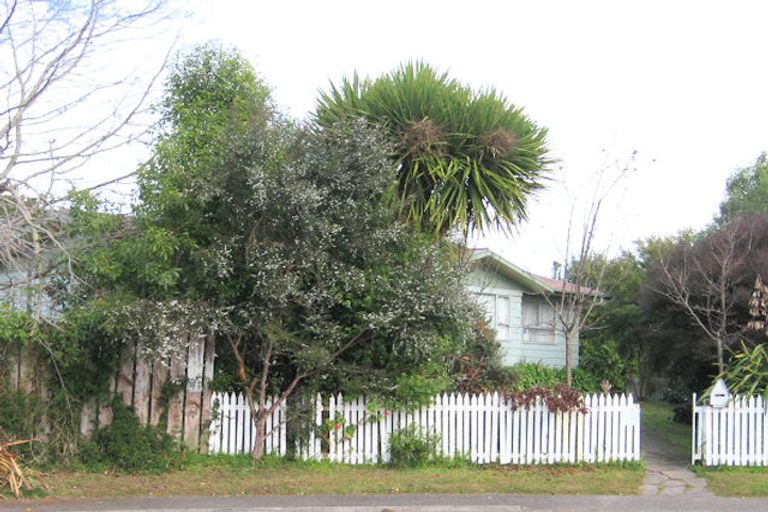 Photo of property in 3 Clancy Place, Nawton, Hamilton, 3200