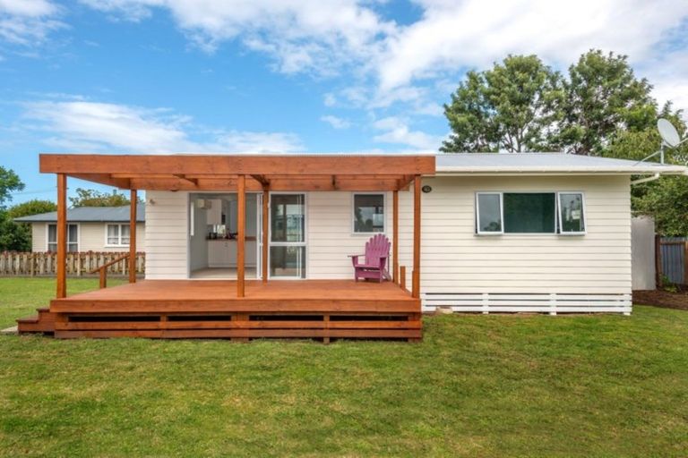 Photo of property in 8 Toru Street, Makaraka, Gisborne, 4010