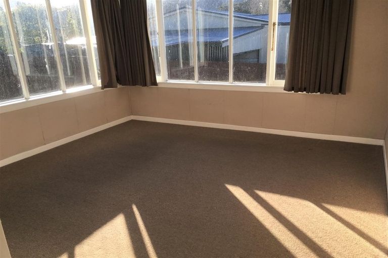 Photo of property in 8 Tui Crescent, Maunu, Whangarei, 0110