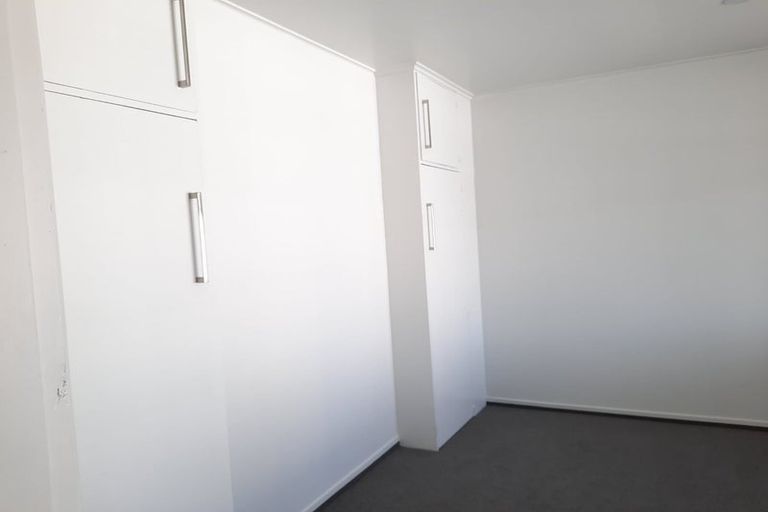 Photo of property in 5b Rosebank Road, Avondale, Auckland, 1026